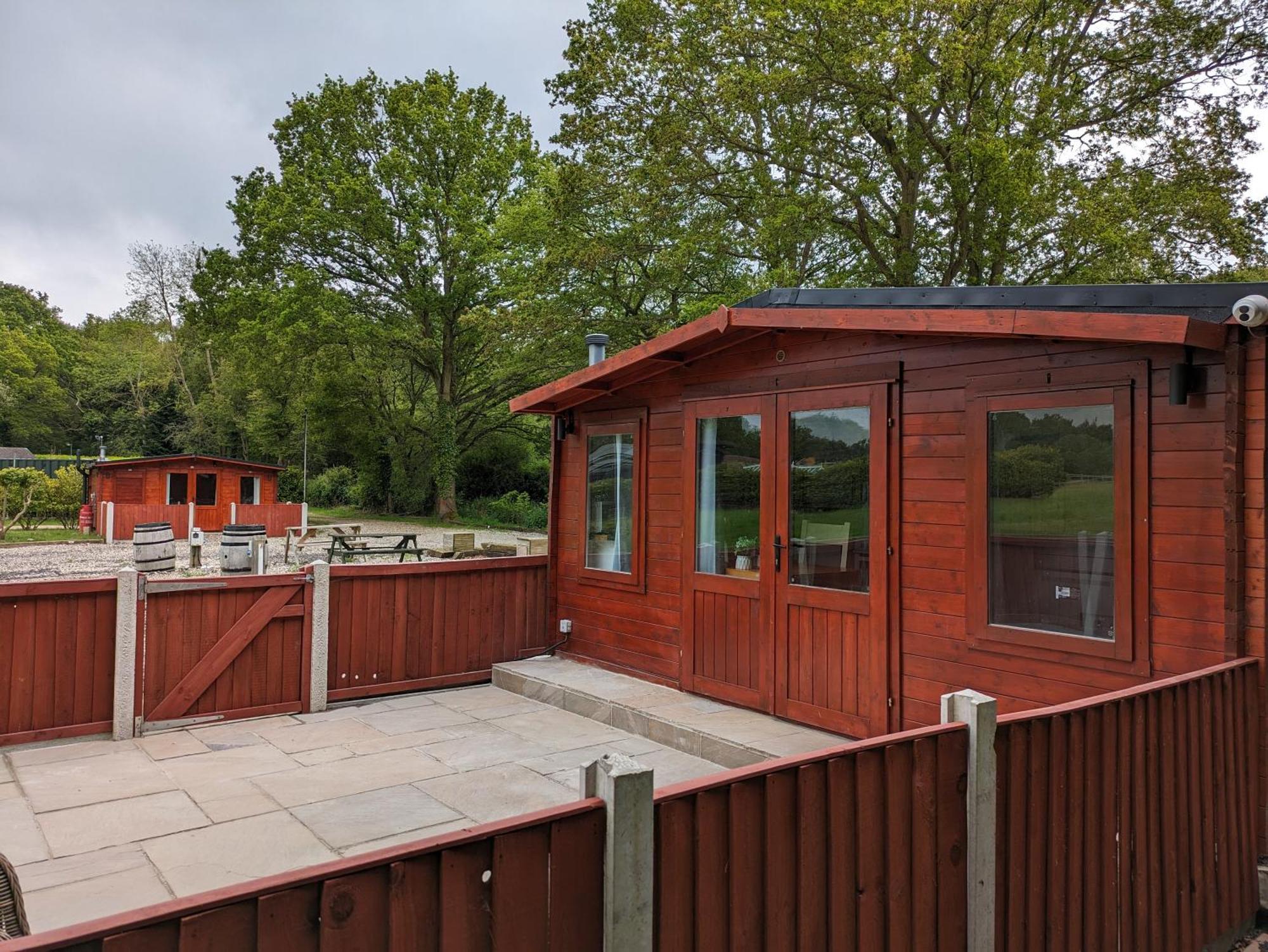 Cosy Cabin Stock Exterior photo
